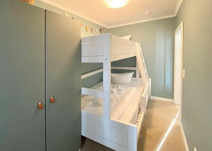 Dünenschloss Dünenschloss 2-16 Ostseebad Kühlungsborn